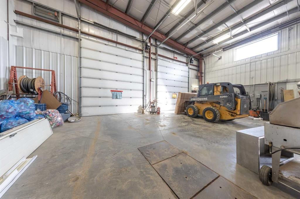 7156 56 Street, Lloydminster, AB
