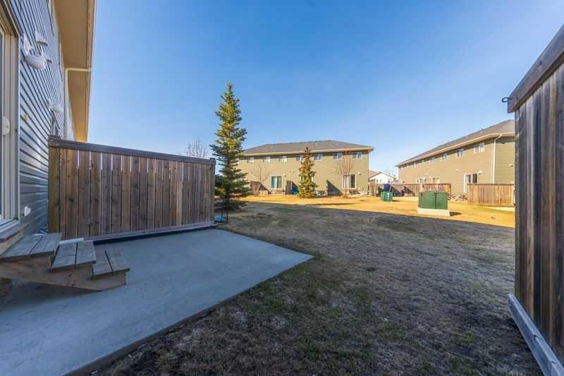 39-1809 47 Ave, Lloydminster, SK - Outdoor