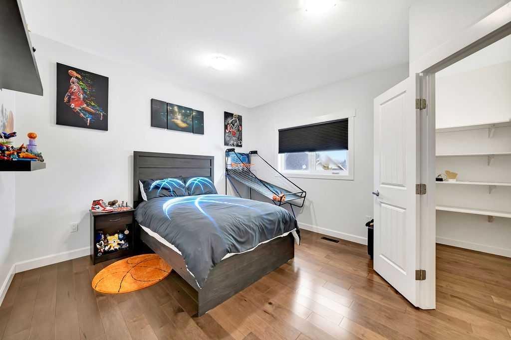 1703 56 Avenue, Lloydminster, AB - Indoor Photo Showing Bedroom