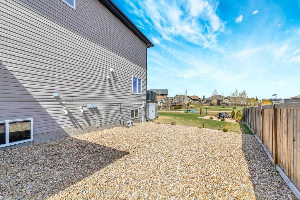 1703 56 Avenue, Lloydminster, AB - Outdoor