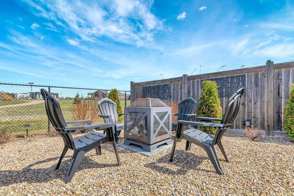 1703 56 Avenue, Lloydminster, AB - Outdoor