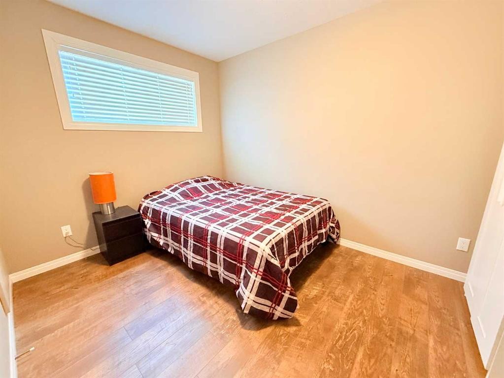 2820 12 Avenue, Wainwright, AB - Indoor Photo Showing Bedroom