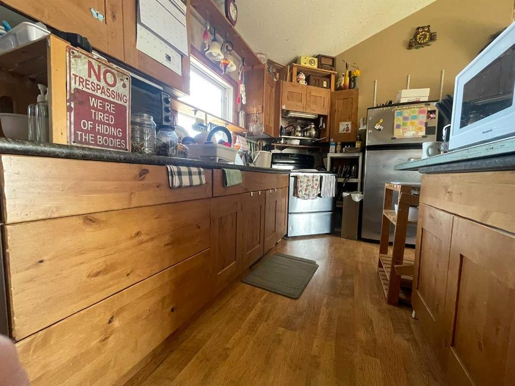 47275 Range Road 3272, Rural, SK - Indoor Photo Showing Kitchen