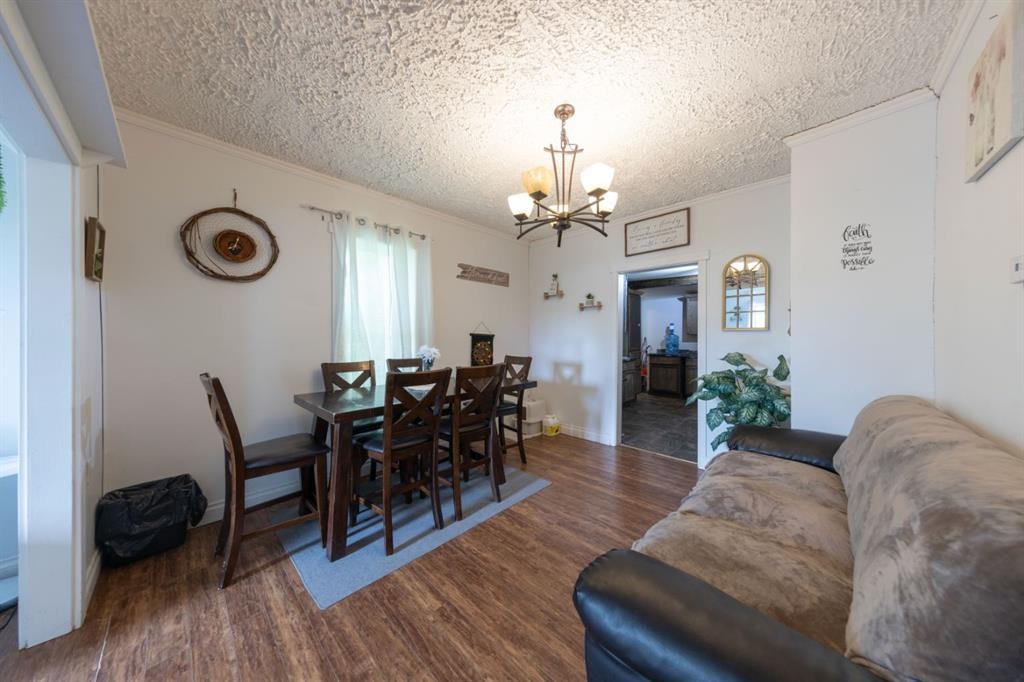 5620 49 Avenue, Lloydminster, SK - Indoor