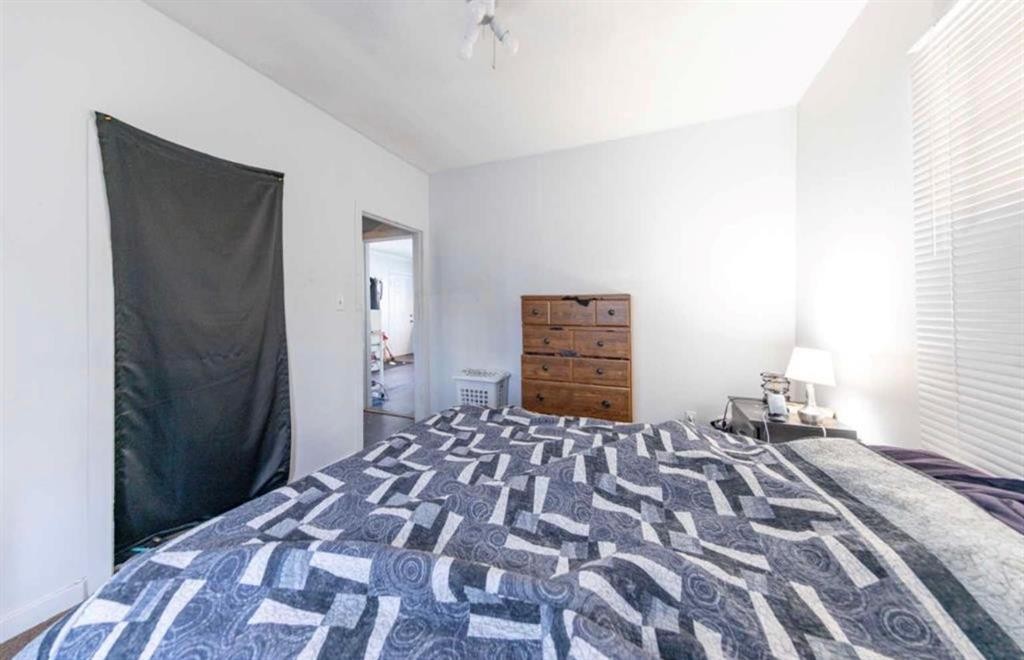 5530 49 Street, Lloydminster, SK - Indoor Photo Showing Bedroom