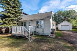 4709 50 Street Lloydminster, SK S9V 0M6