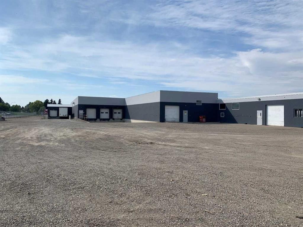2930 9 Avenue North, Lethbridge, AB