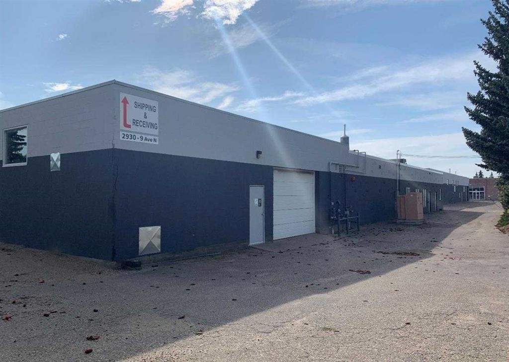 2930 9 Avenue North, Lethbridge, AB