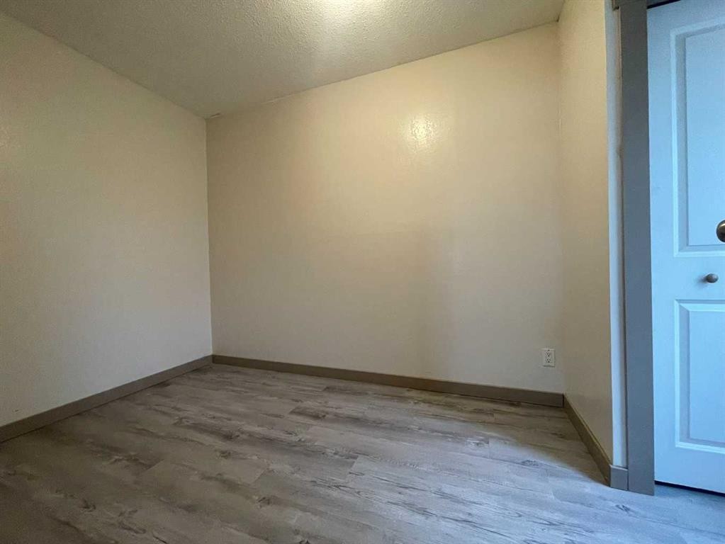 5009 54A Street, Lloydminster, AB - Indoor Photo Showing Other Room