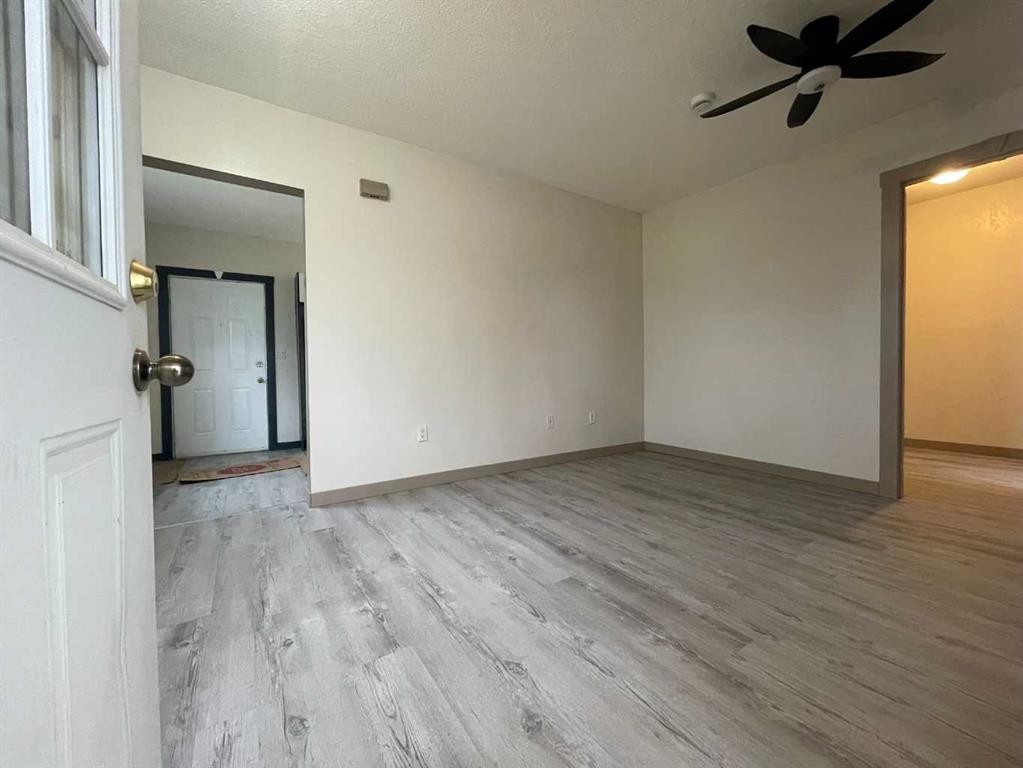 5009 54A Street, Lloydminster, AB - Indoor Photo Showing Other Room