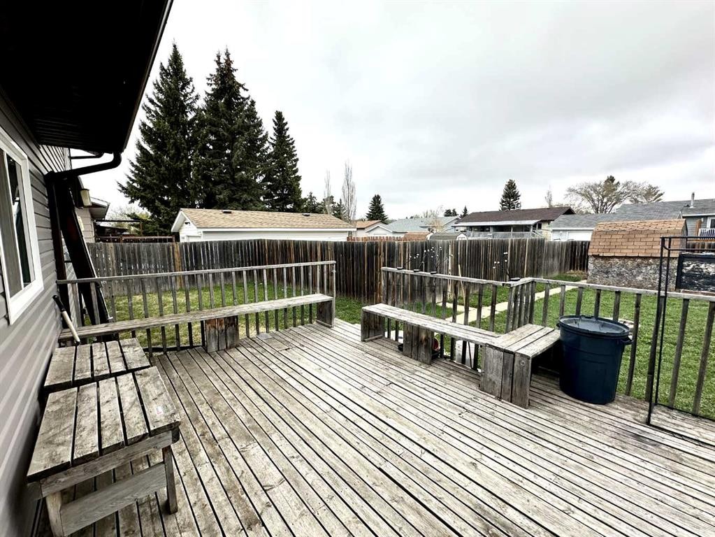 1634 5A Street, Wainwright, AB - Outdoor With Exterior