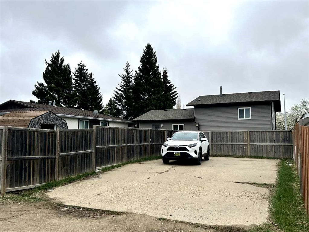 1634 5A Street, Wainwright, AB - Outdoor