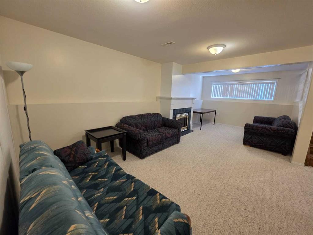 3404 61 Avenue, Lloydminster, AB - Indoor