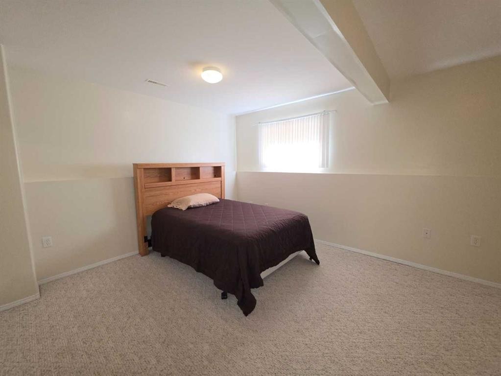 3404 61 Avenue, Lloydminster, AB - Indoor Photo Showing Bedroom