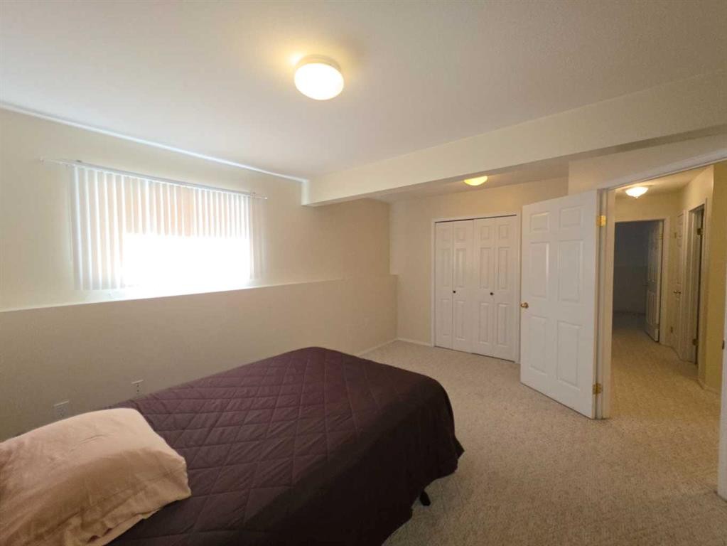 3404 61 Avenue, Lloydminster, AB - Indoor Photo Showing Bedroom