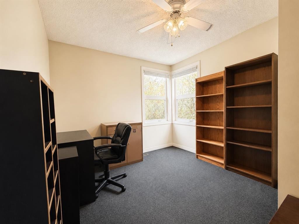 614 6 Avenue, Wainwright, AB - Indoor Photo Showing Office