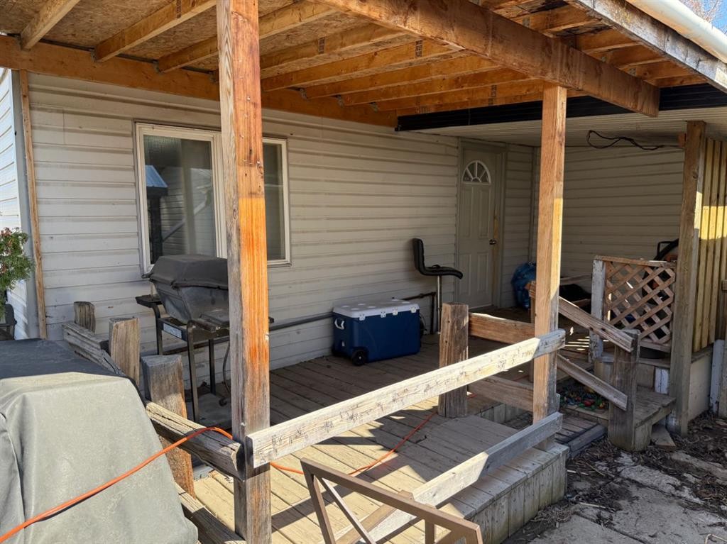 5202 56B Street, Lloydminster, AB - Outdoor With Deck Patio Veranda With Exterior