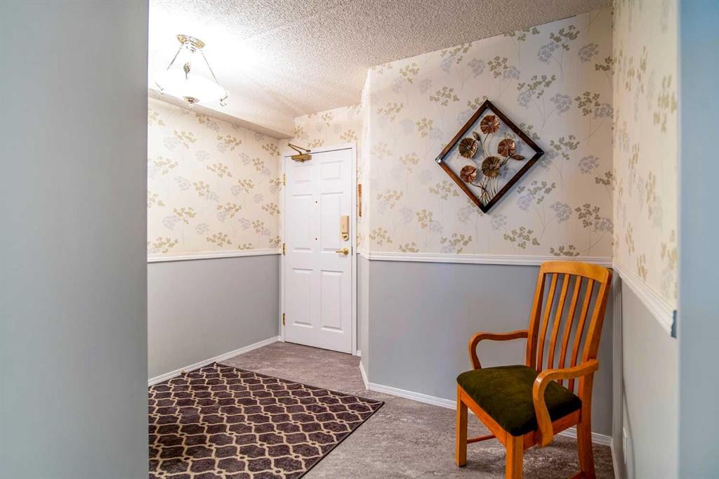 201-848 4 Avenue, Wainwright, AB