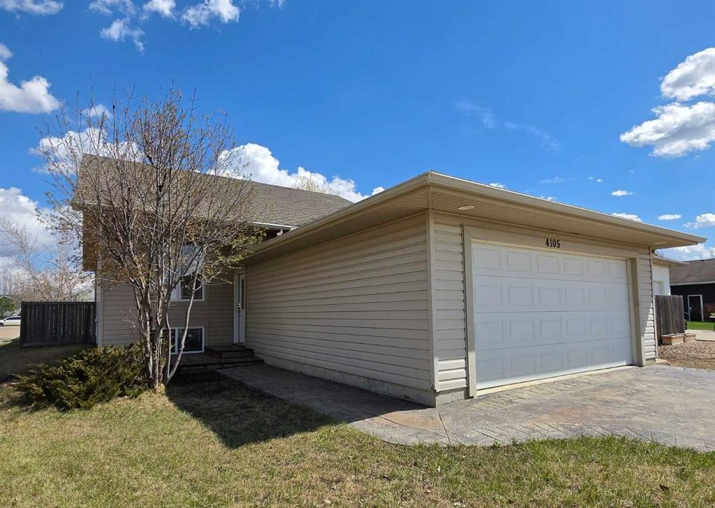 4105 67Th Avenue, Lloydminster, AB - Outdoor