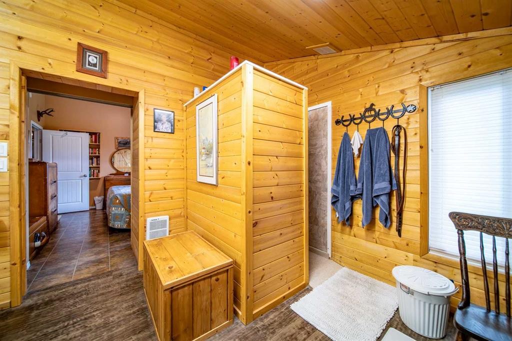 4608 51 Avenue, Czar, AB - Photo Showing Other Room