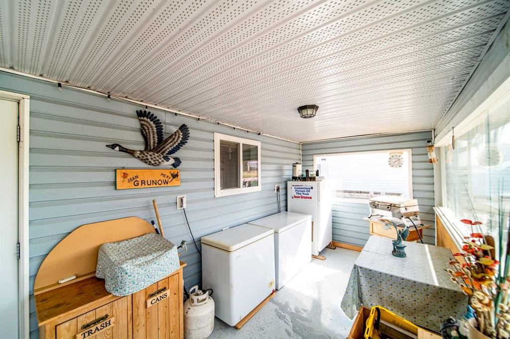 4608 51 Avenue, Czar, AB - Outdoor With Exterior
