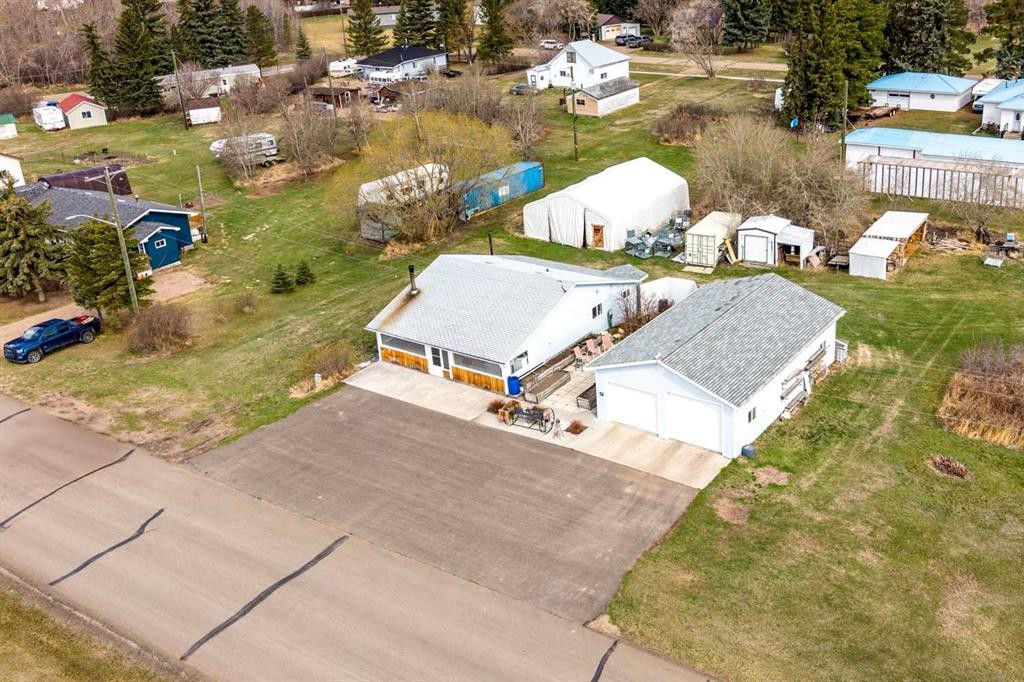 4608 51 Avenue, Czar, AB - Outdoor