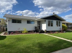 4804 37 Street Lloydminster, SK S9V 0A6