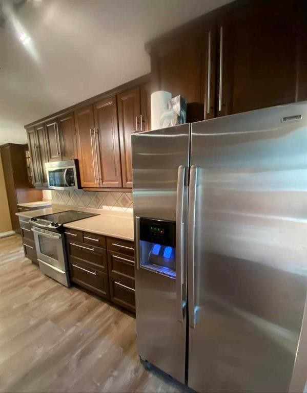 49425 Hwy 870, Innisfree, AB - Indoor Photo Showing Kitchen