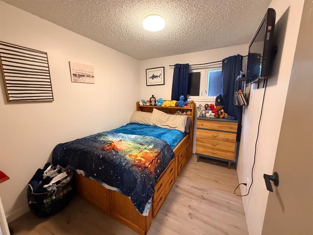 5701 31 Street, Lloydminster, AB
