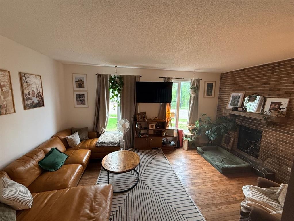 5701 31 Street, Lloydminster, AB