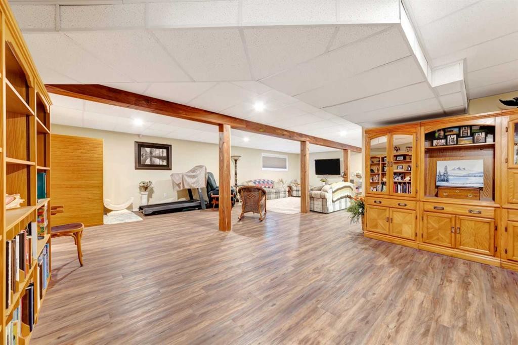 317 6 Avenue, Paradise Hill, SK - Indoor