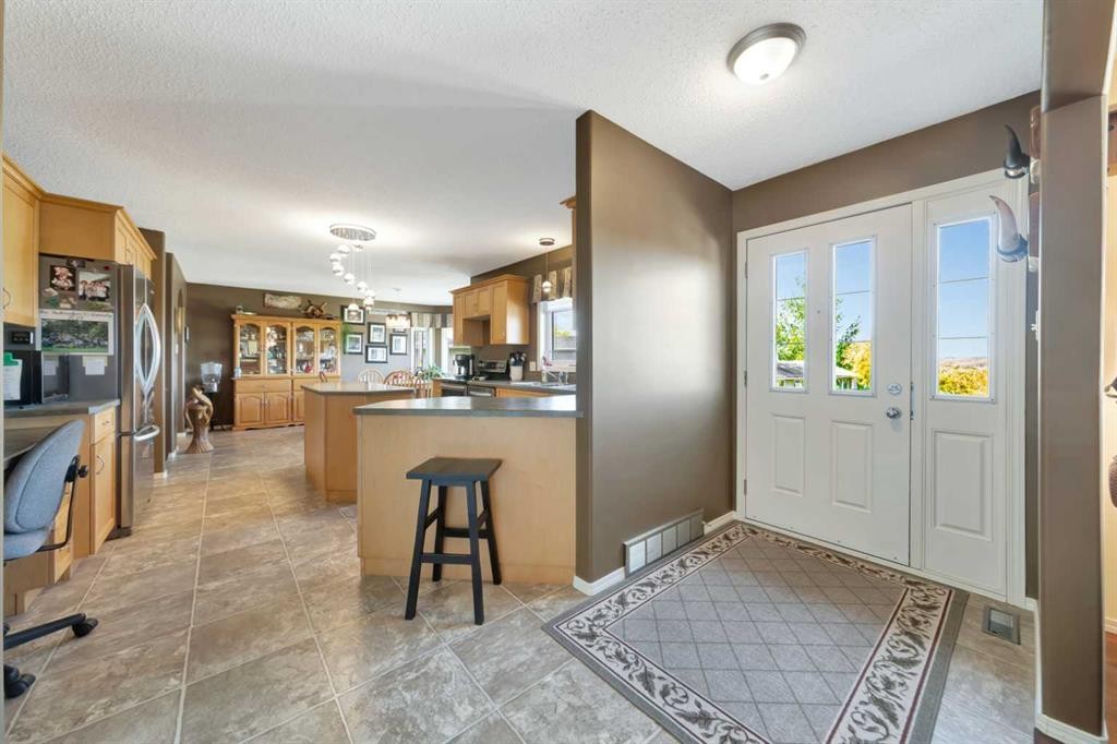 317 6 Avenue, Paradise Hill, SK - Indoor Photo Showing Kitchen