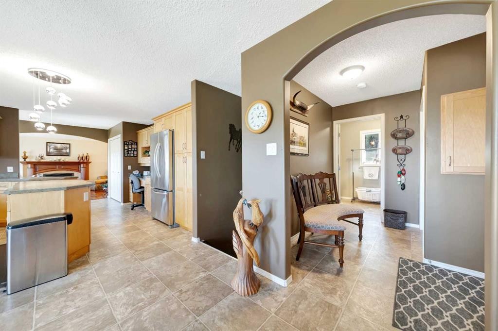 317 6 Avenue, Paradise Hill, SK - Indoor