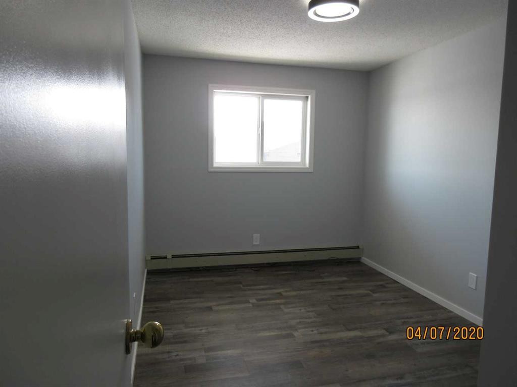 206-3007 57A Avenue, Lloydminster, AB