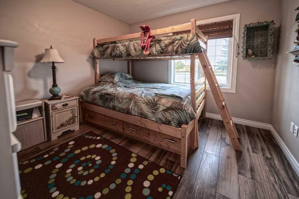 451066 Rge Rd 73, Rural Wainwright No. 61, M.D. Of, AB - Indoor Photo Showing Bedroom