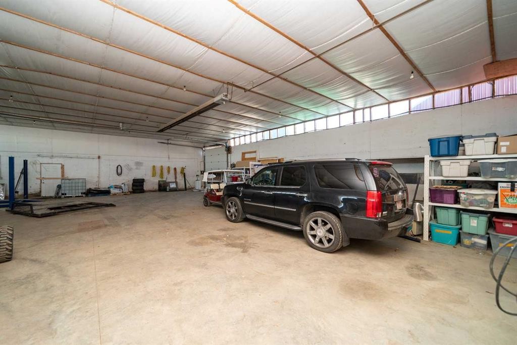 451066 Rge Rd 73, Rural Wainwright No. 61, M.D. Of, AB - Indoor Photo Showing Garage