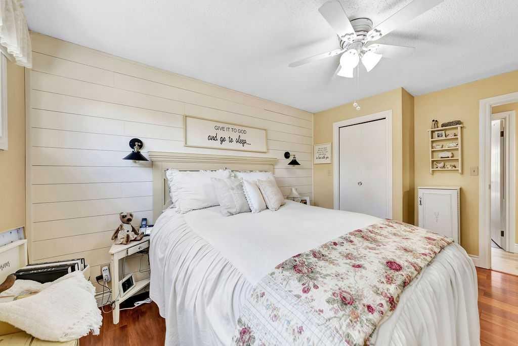 4501 53 Street, Dewberry, AB