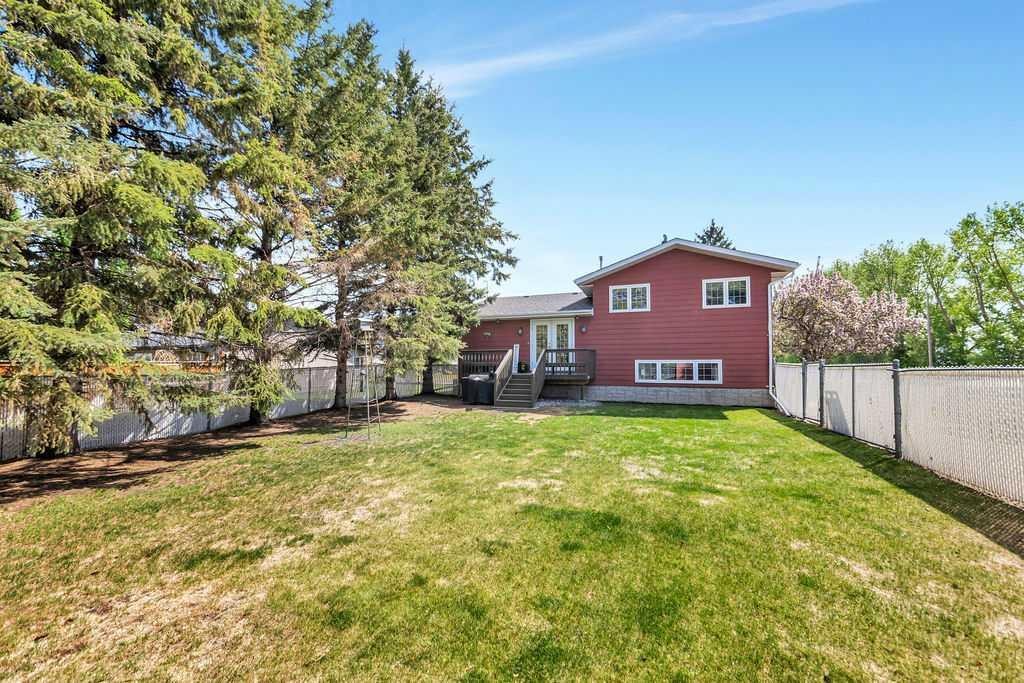 4501 53 Street, Dewberry, AB