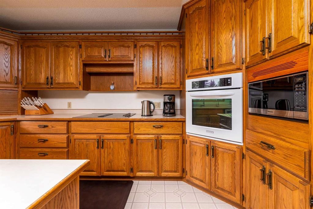 Ne 19-47-23-W3 Rm Eldon, Maidstone, SK - Indoor Photo Showing Kitchen