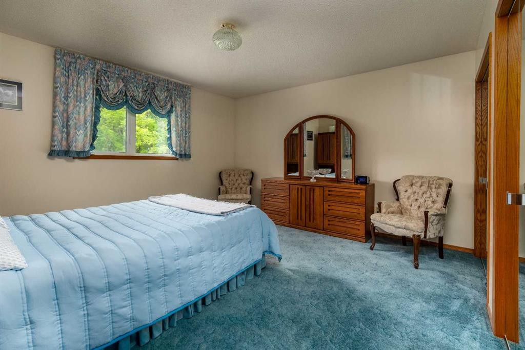 Ne 19-47-23-W3 Rm Eldon, Maidstone, SK - Indoor Photo Showing Bedroom