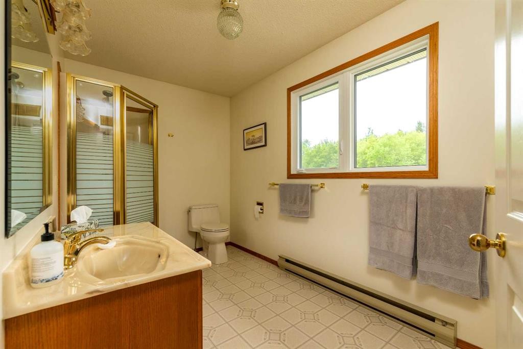 Ne 19-47-23-W3 Rm Eldon, Maidstone, SK - Indoor Photo Showing Bathroom
