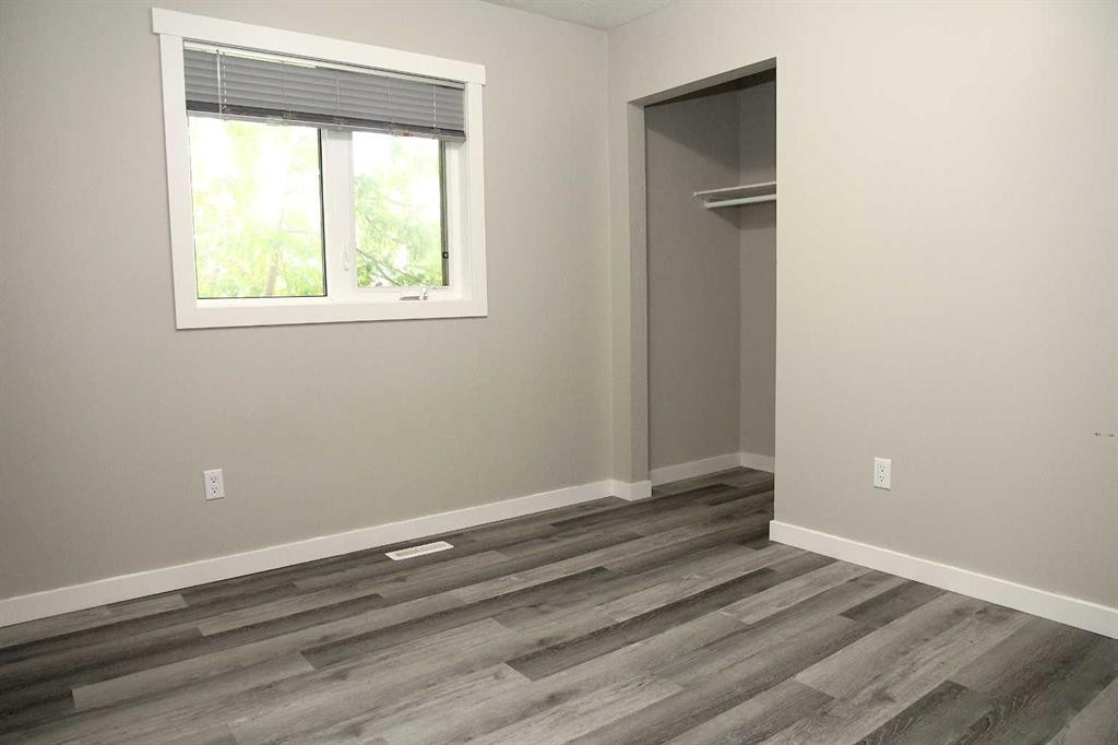 5224 23 Street, Lloydminster, AB - Indoor Photo Showing Other Room