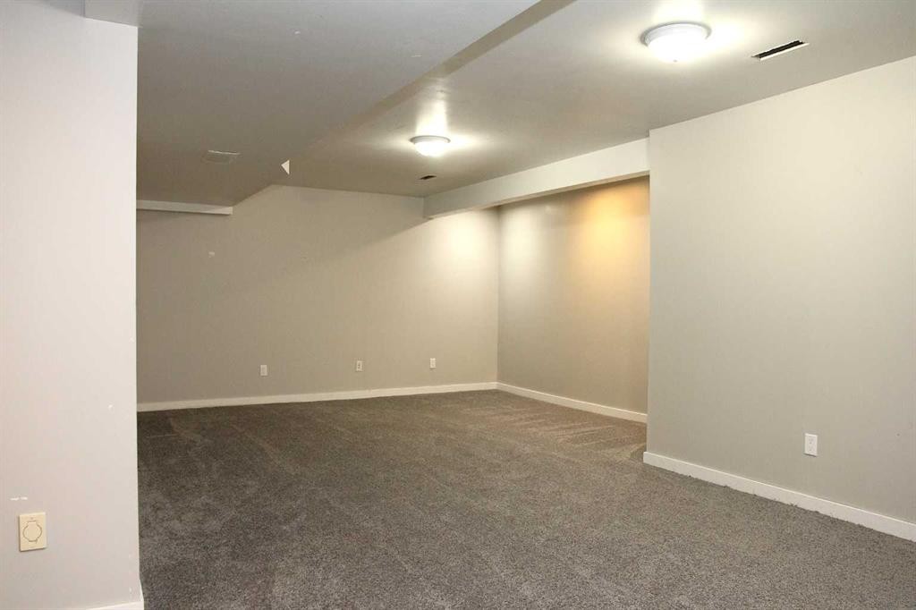5224 23 Street, Lloydminster, AB - Indoor Photo Showing Other Room
