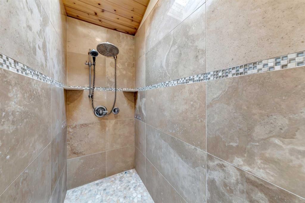 16 Lakeview Drive, Lac Des Iles, SK