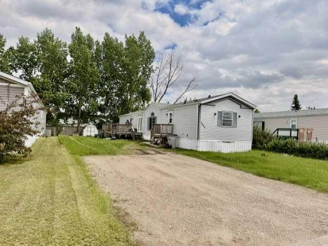 1809 2A Street Crescent, Wainwright, AB - Outdoor