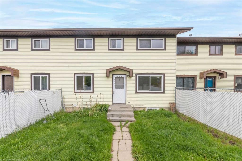 6-17 3 Avenue Se, Marshall, SK