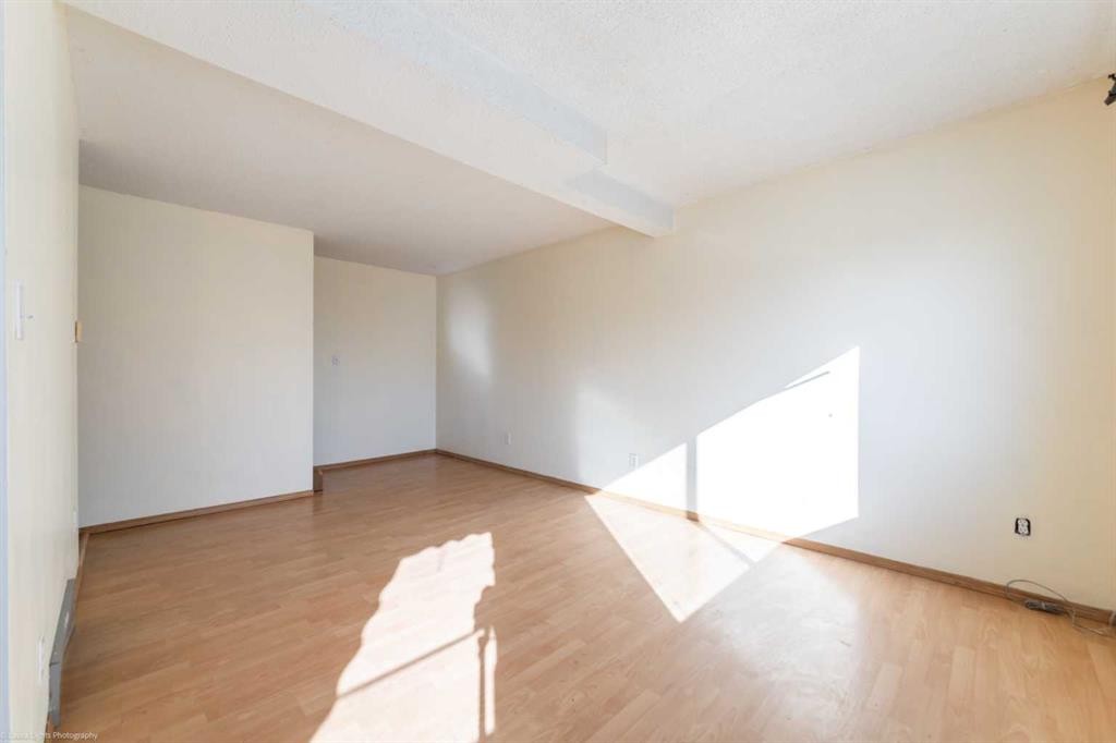 6-17 3 Avenue Se, Marshall, SK