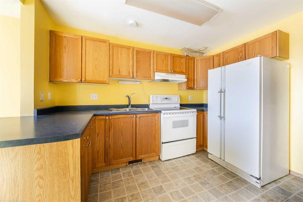 6-17 3 Avenue Se, Marshall, SK