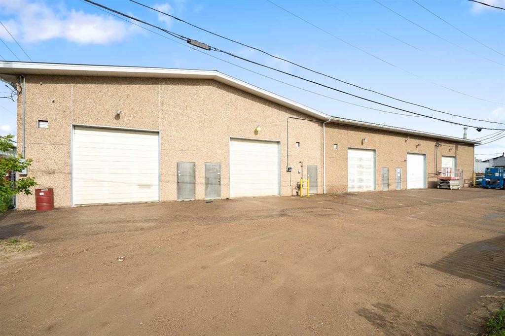 2-5702 50 Avenue, Lloydminster, AB