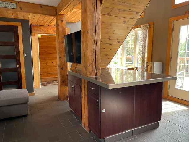 18 Sandpiper Estates, Sandy Beach, AB